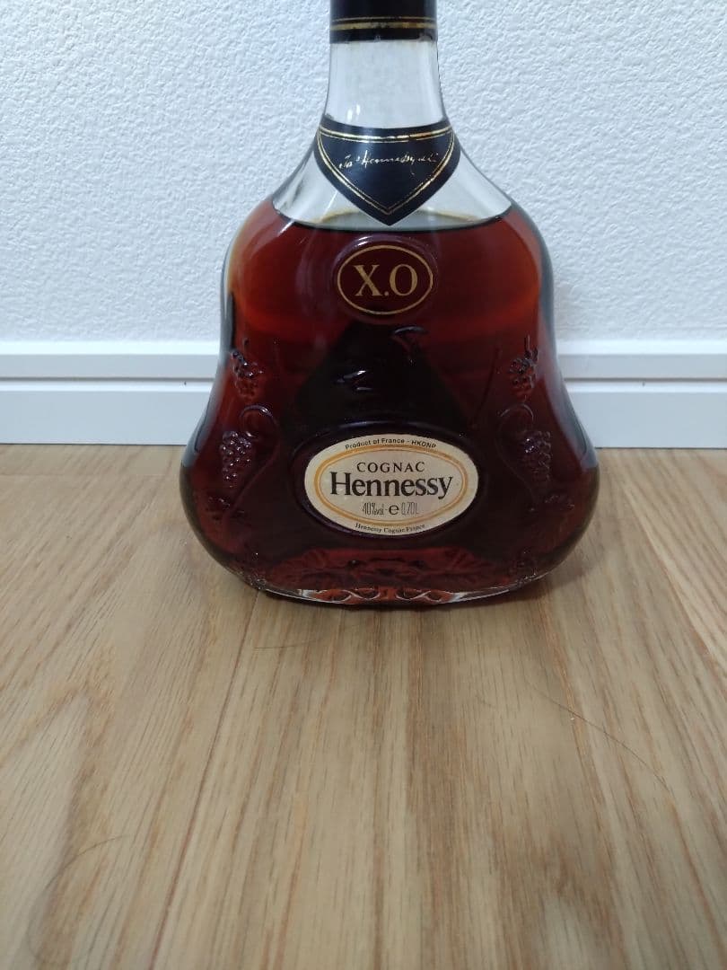 ヘネシーXO 金キャップ クリアボトル 700ml 箱付き