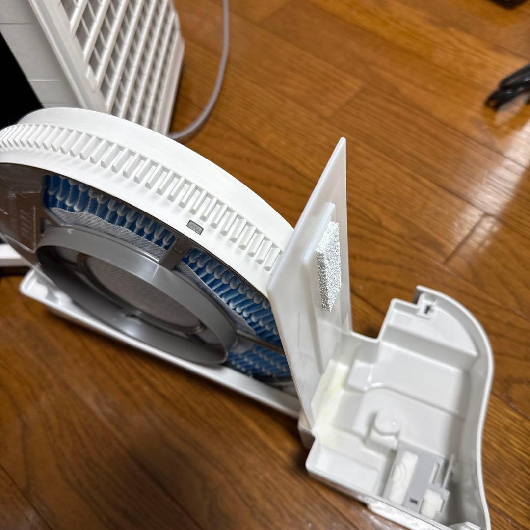 シャープ 加湿 空気清浄機 KC-R50-W プラズマクラスター7000空気清浄