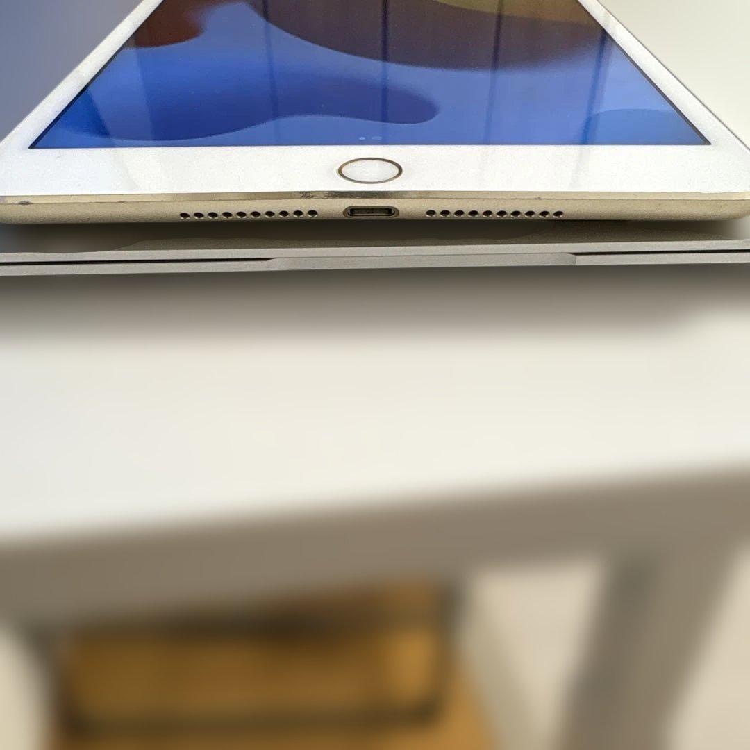 iPad mini第四世代 シャンパンゴールド セルラーモデル128GB