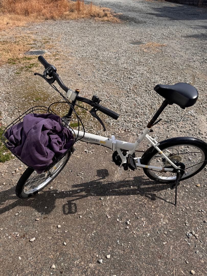 ホワイト折りたたみ自転車 前面バスケット付き(ソフトバンクホークス限定モデル)