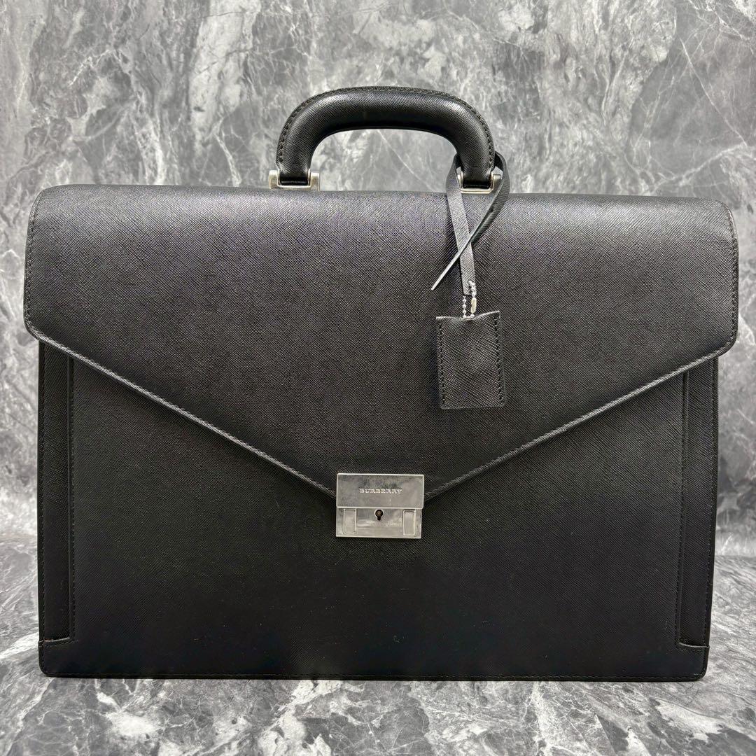 鍵付き美品 バーバリー サフィアーノレザー ブリーフケース ダレスバッグ 黒色