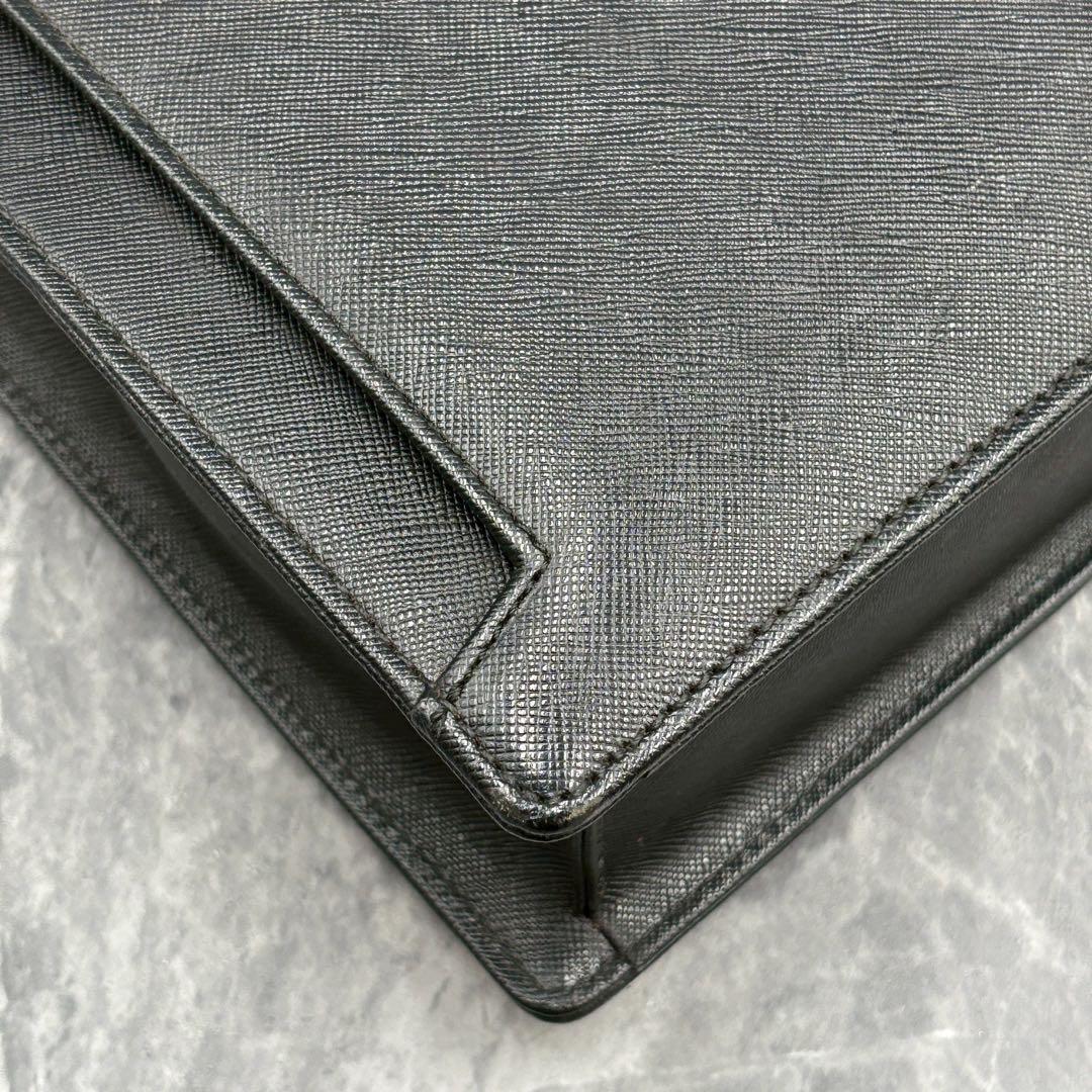 鍵付き美品 バーバリー サフィアーノレザー ブリーフケース ダレスバッグ 黒色