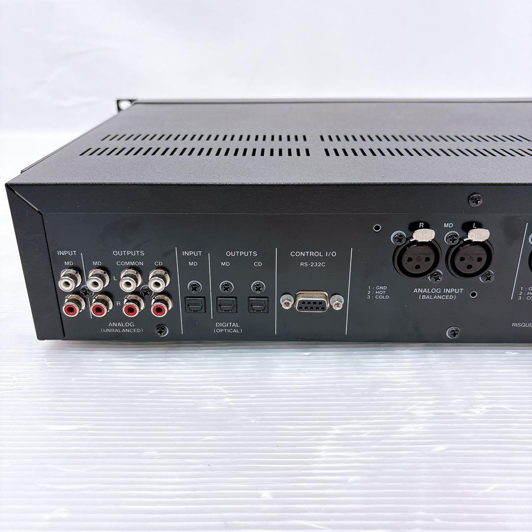 【極美品】TASCAM 業務用CDプレーヤー MD-CD1B MDプレーヤー