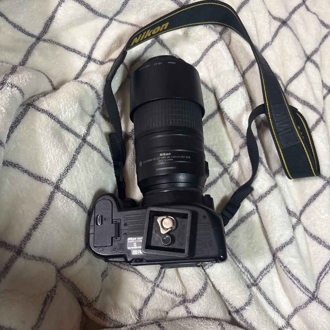 Nikon デジタル一眼レフカメラ VRレンズ付き