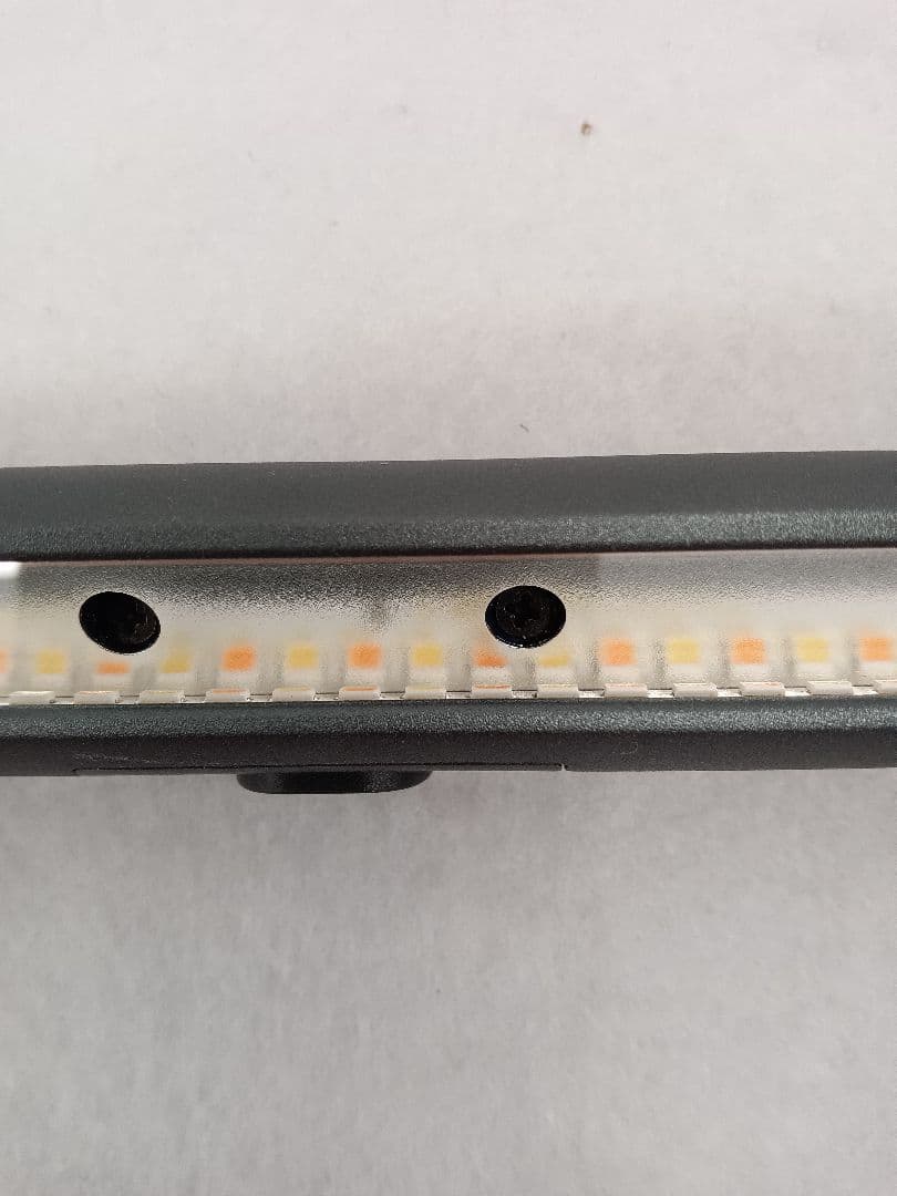 T182　モニターランプ　ベンキュー　BenQ　　スクリーンバープラス