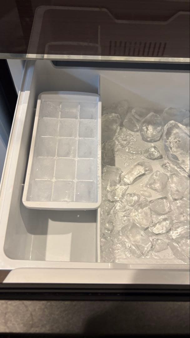 ハイセンス 冷蔵庫 HR-G13C-BR 135L