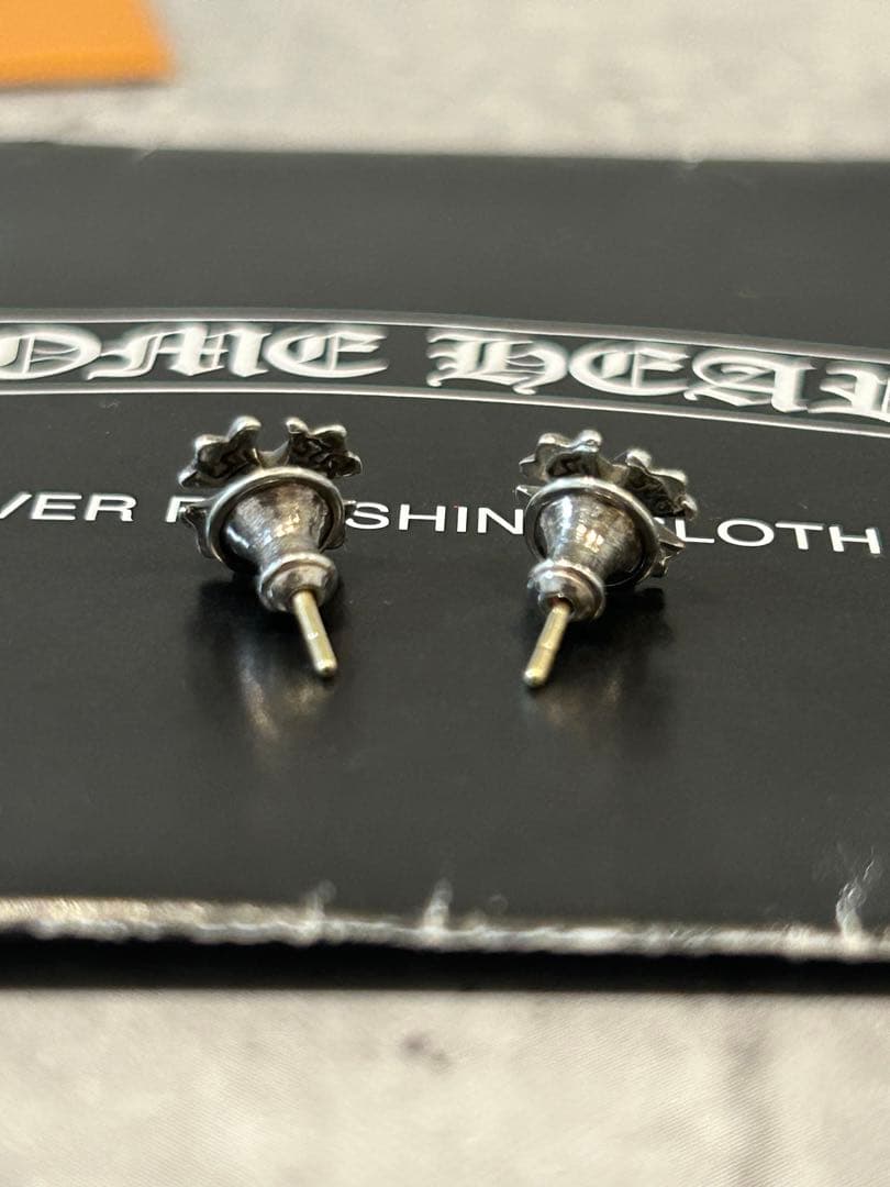 Chrome Hearts クロムハーツ スタッドピアス