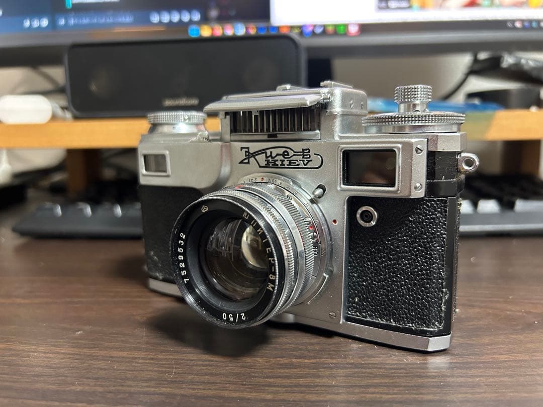 Kiev-4 + Jupier-8M 50mm F2 革ケース付き　作例あり