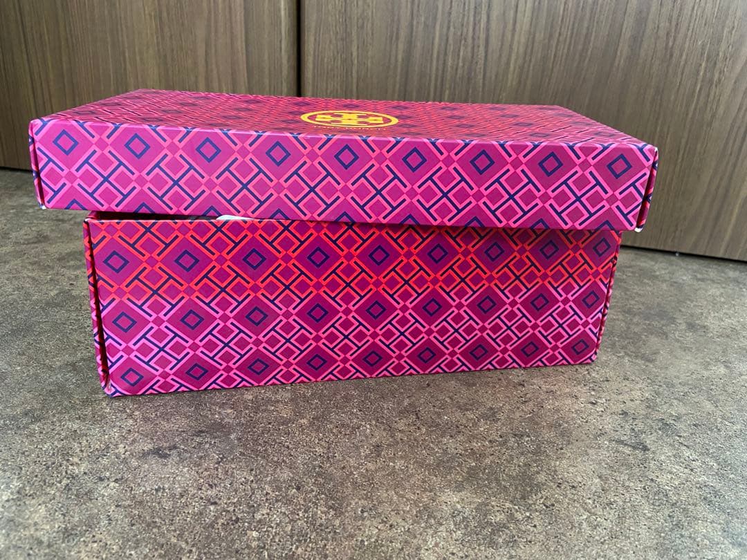 トリーバーチ　リボン　フラットサンダル　24センチ