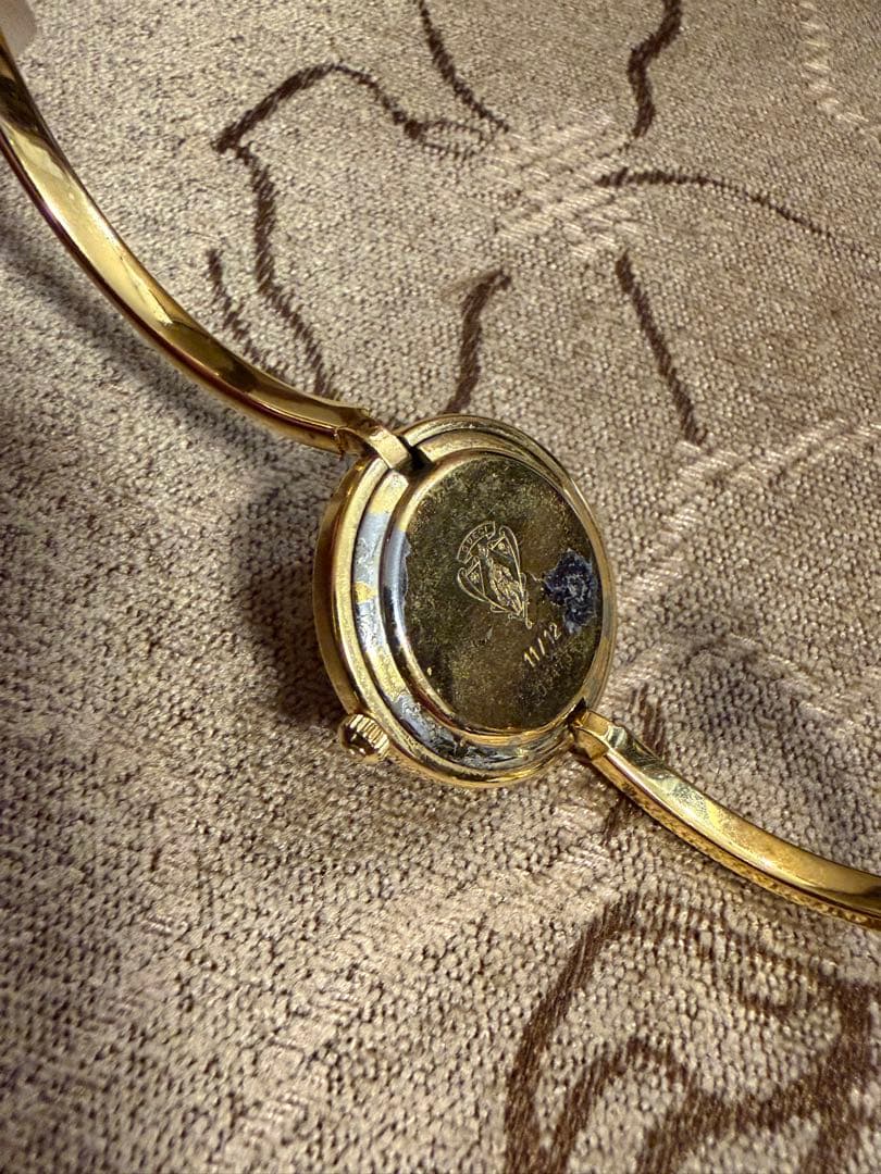 GUCCI チェンジベゼル クォーツ ベゼル10個付 箱付き 動作未確認