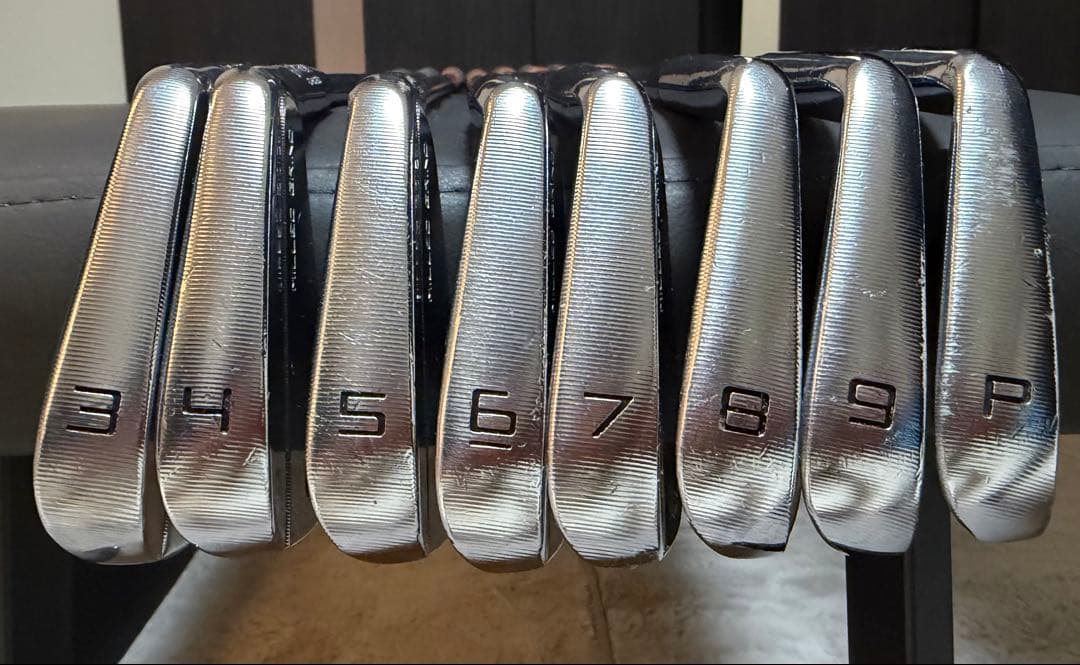 P7TW アイアンセット 8本　箱、手紙付