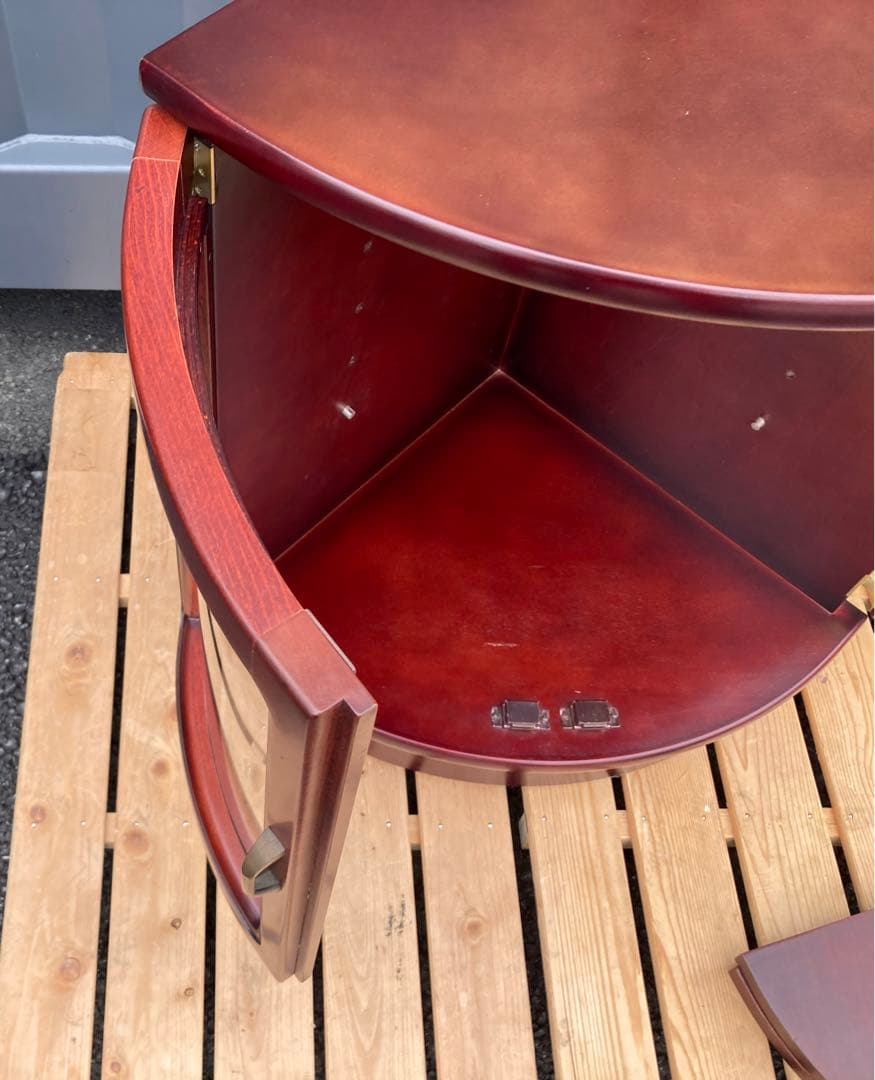 カリモク　コーナーキャビネット