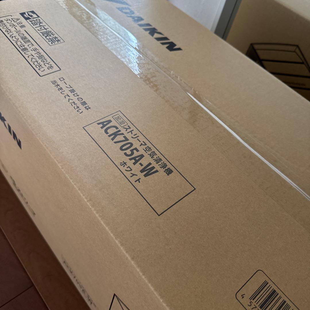 新品未開封 ACK705A-Wダイキン 加湿ストリーマ空気清浄機 ハイグレード