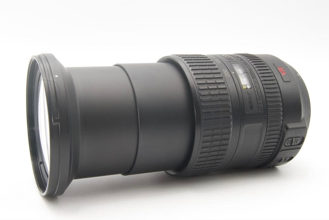 Nikon AF-S 18-200mm F3.5-5.6G VR 万能　手ぶれ