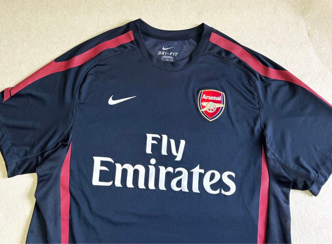 NIKE アーセナル　トレーニングウェア　ゲームシャツ