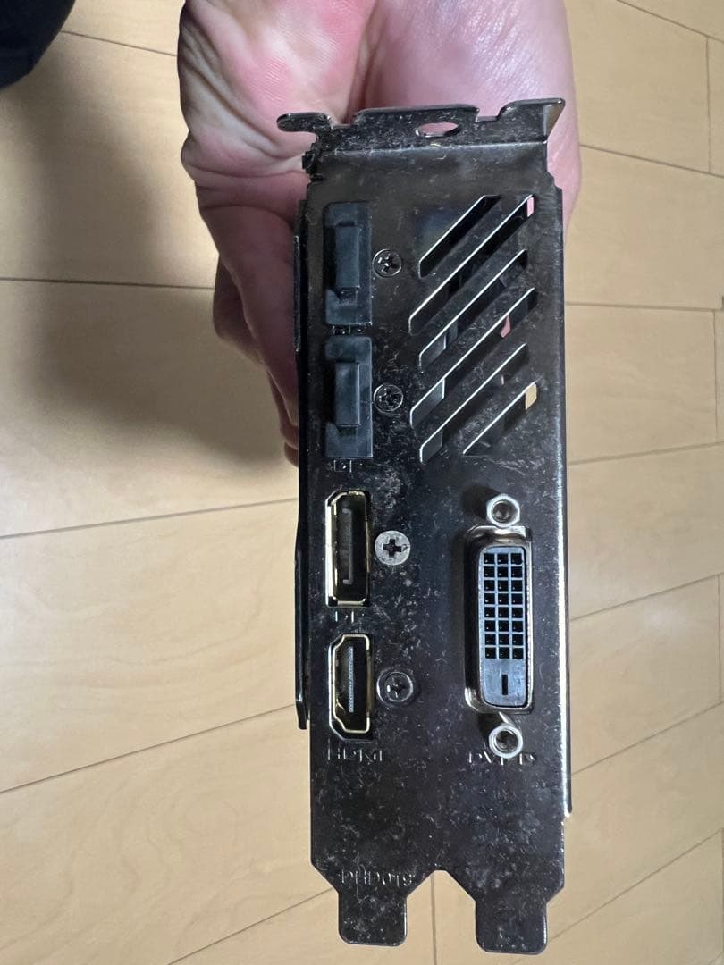 GIGABYTE 1070G1 3ファン