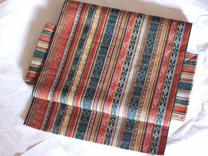 専用　未使用　織りの八寸名古屋帯（縞に抽象唐草文）正絹美品