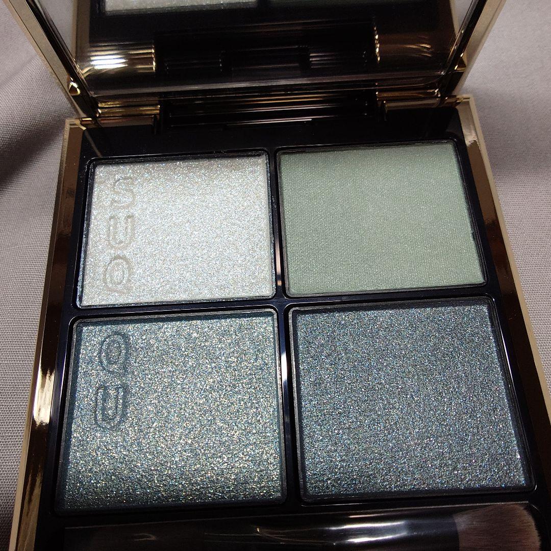 SUQQU　シグニチャーカラーアイズ　143　俄雪　限定