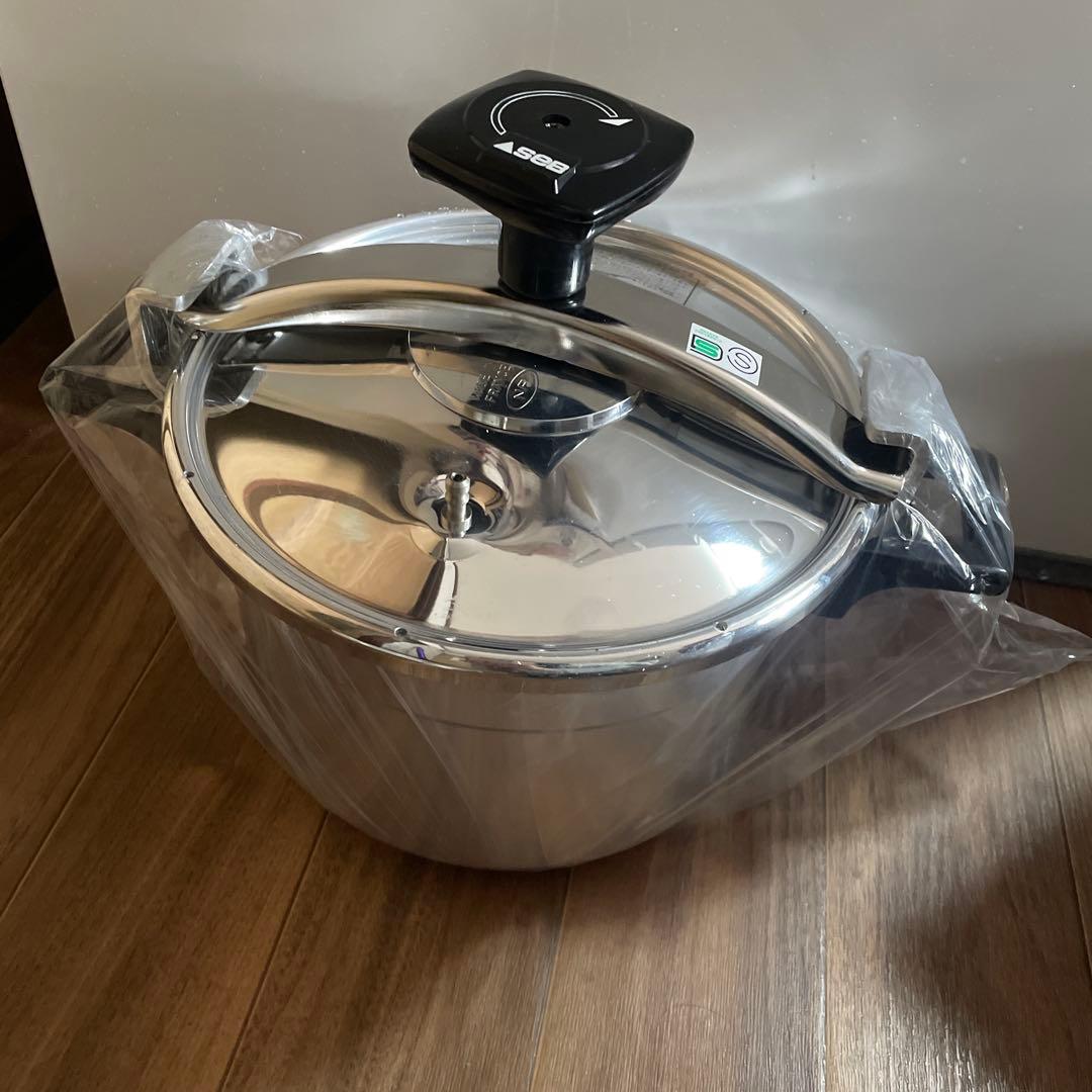 SEB 圧力鍋 6リットル 厚手アルミ製　セブ　フランス製　未使用