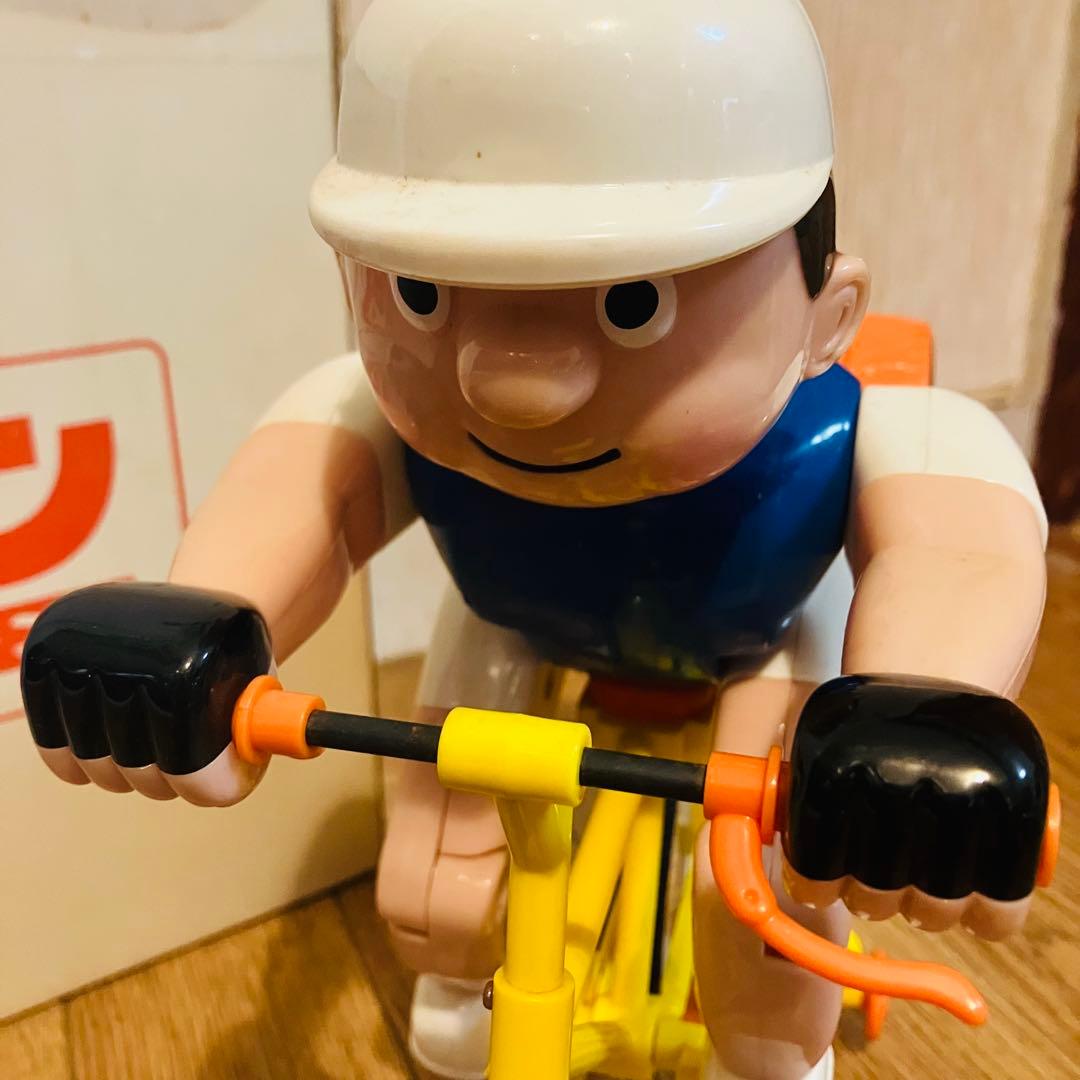 超希少　ヤクルト タフマン 目覚まし時計