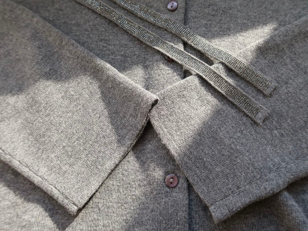 ANAYI 2025年 ステップビジューVネックカーディガン チャコールグレイ