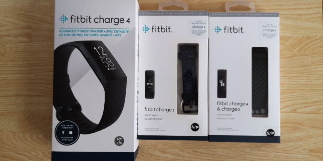 Fitbit Charge4 GPS搭載フィットネストラッカー