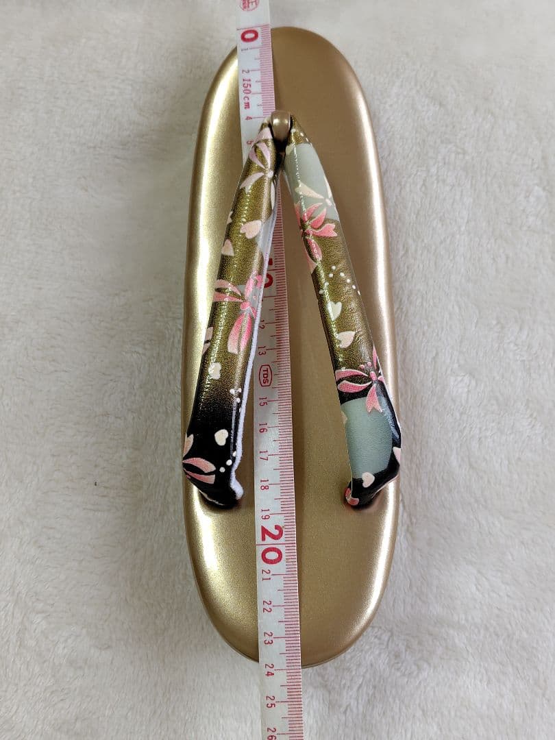 【新品未使用品】和装用バッグと草履セット（フリーサイズ）