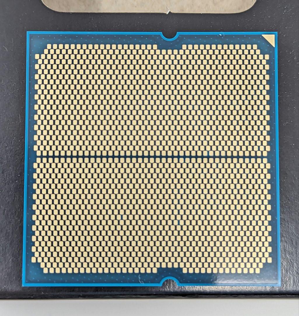 中古 AMD Ryzen7 9700X バルク ライゼン AM5