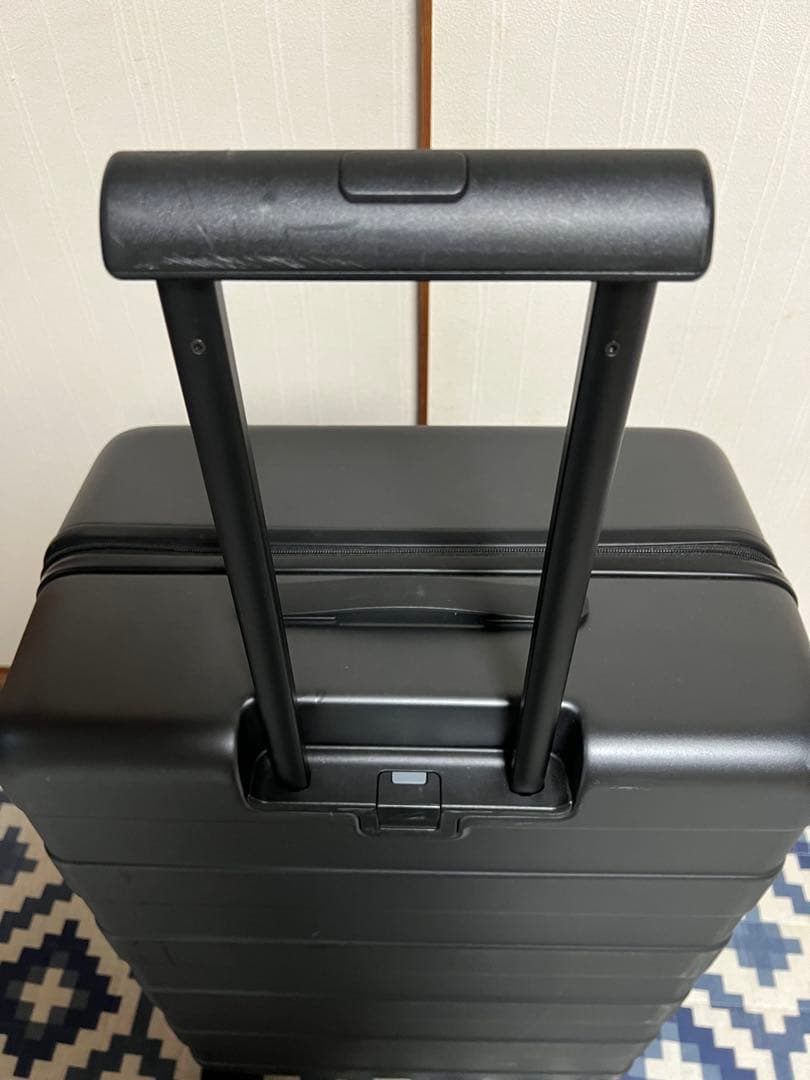 【値下げ】無印良品　バーを自由に調節できるキャリーケース（１０５Ｌ）ダークグレー