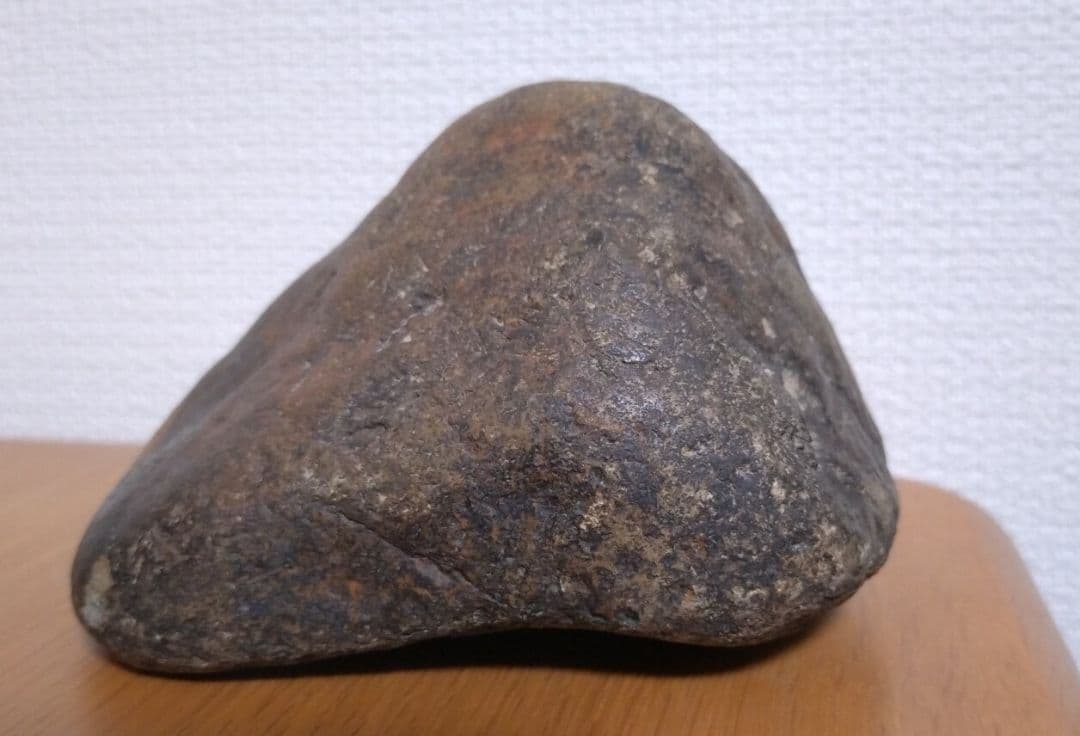 【鑑賞用自然石(風速)】自然石(只見川) 台座付き