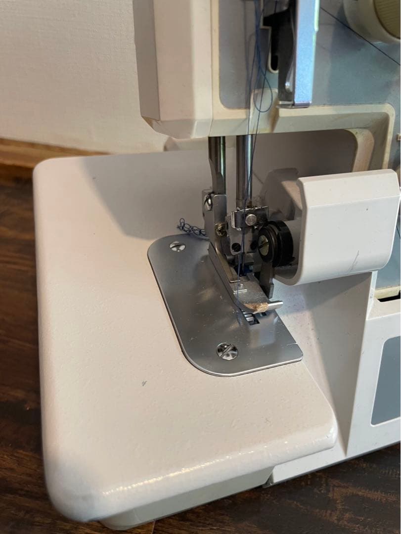 ベビーロック　2本針4本糸オーバーロックミシン　BL4-543DF