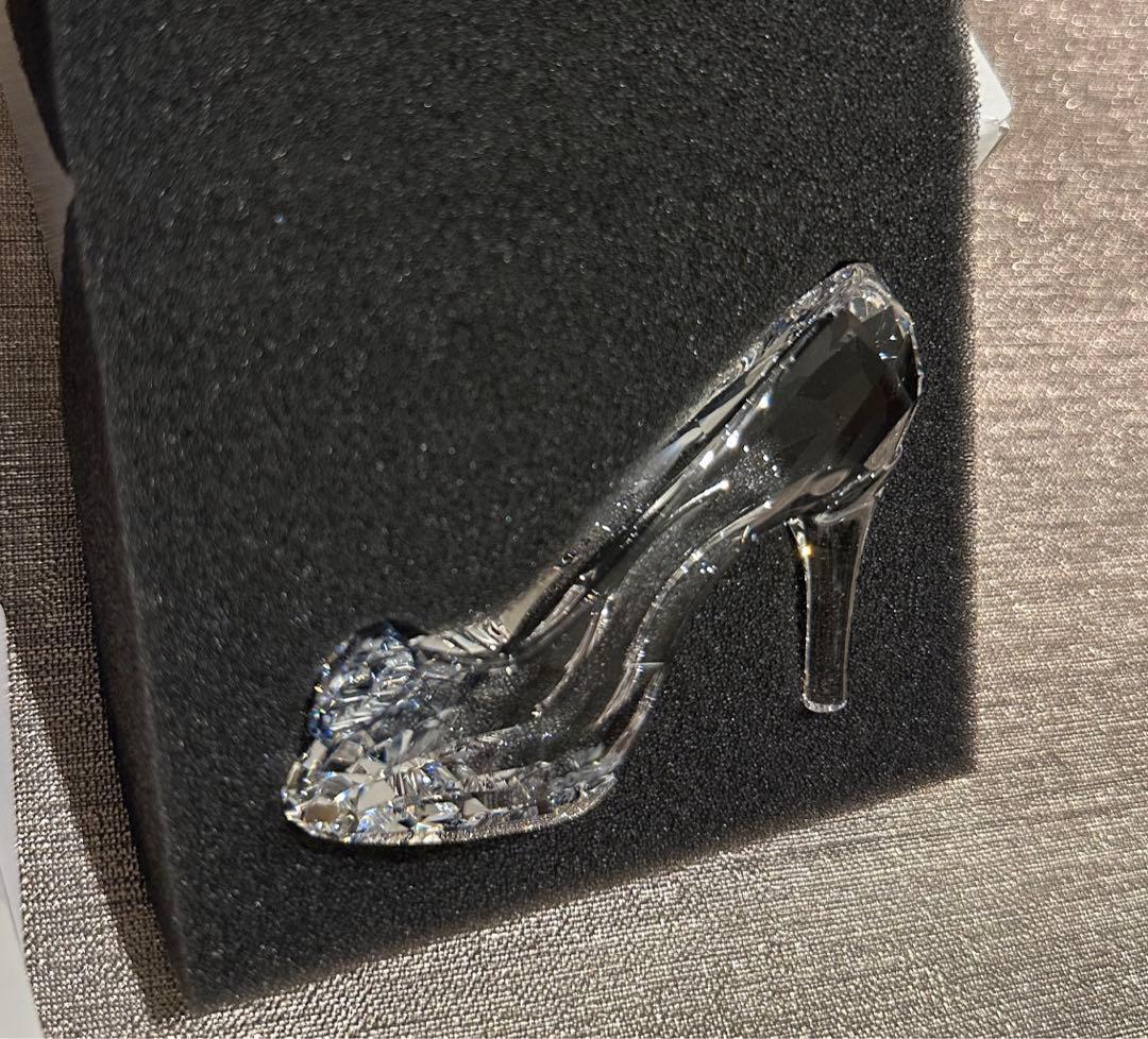 スワロフスキー ガラスの靴 シンデレラ ディズニーコラボ 限定品 クリスタル台座