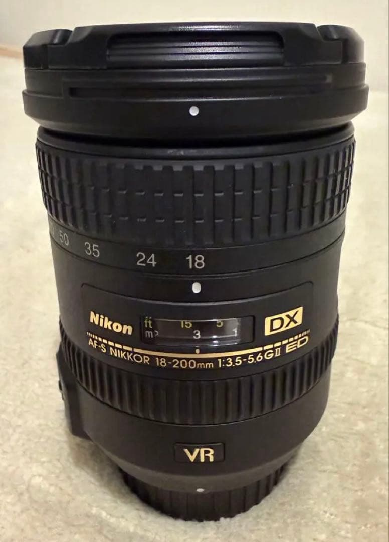 【美品】NIKKOR 18-200mm f/3.5-5.6G ED VR II