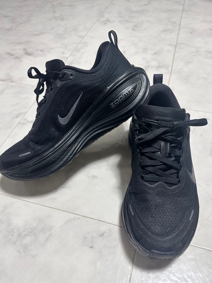 NIKE ボメロプラス　25.5 ナイキ