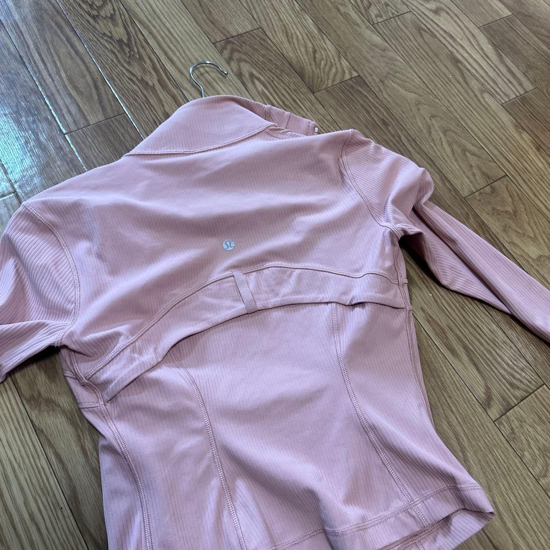 ピンク ストレッチジャケット ジッパー付き