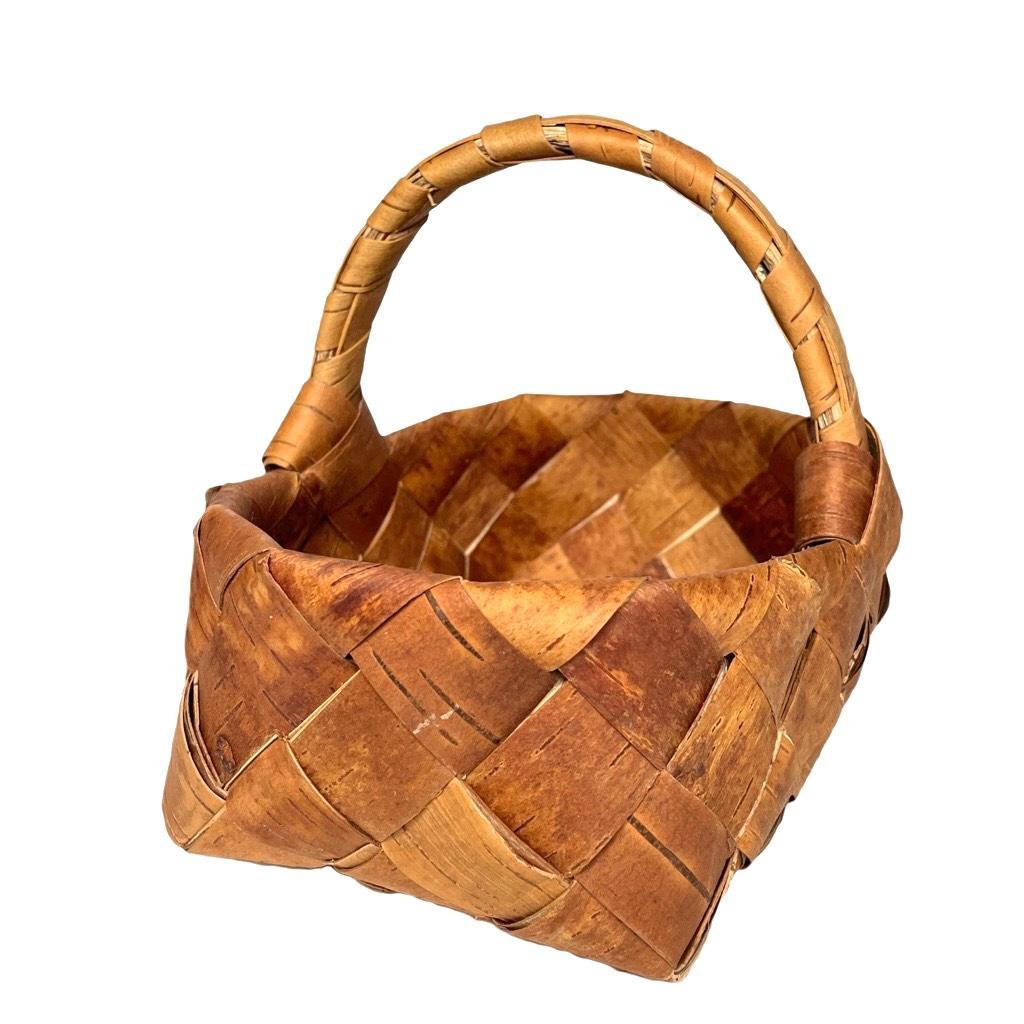 【保管品】白樺のバスケット（かご）／横21.5cm×奥行16cm／フィンランド製