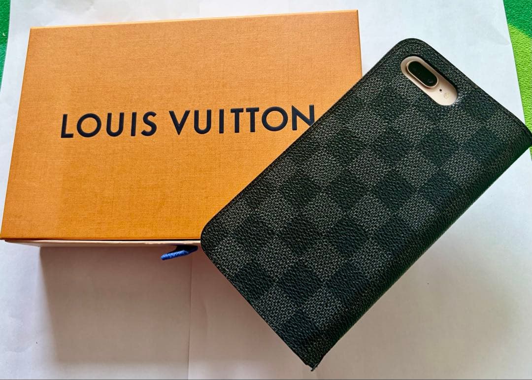 値下げ　iPhone 8 Plus Louis Vuittonケース付き