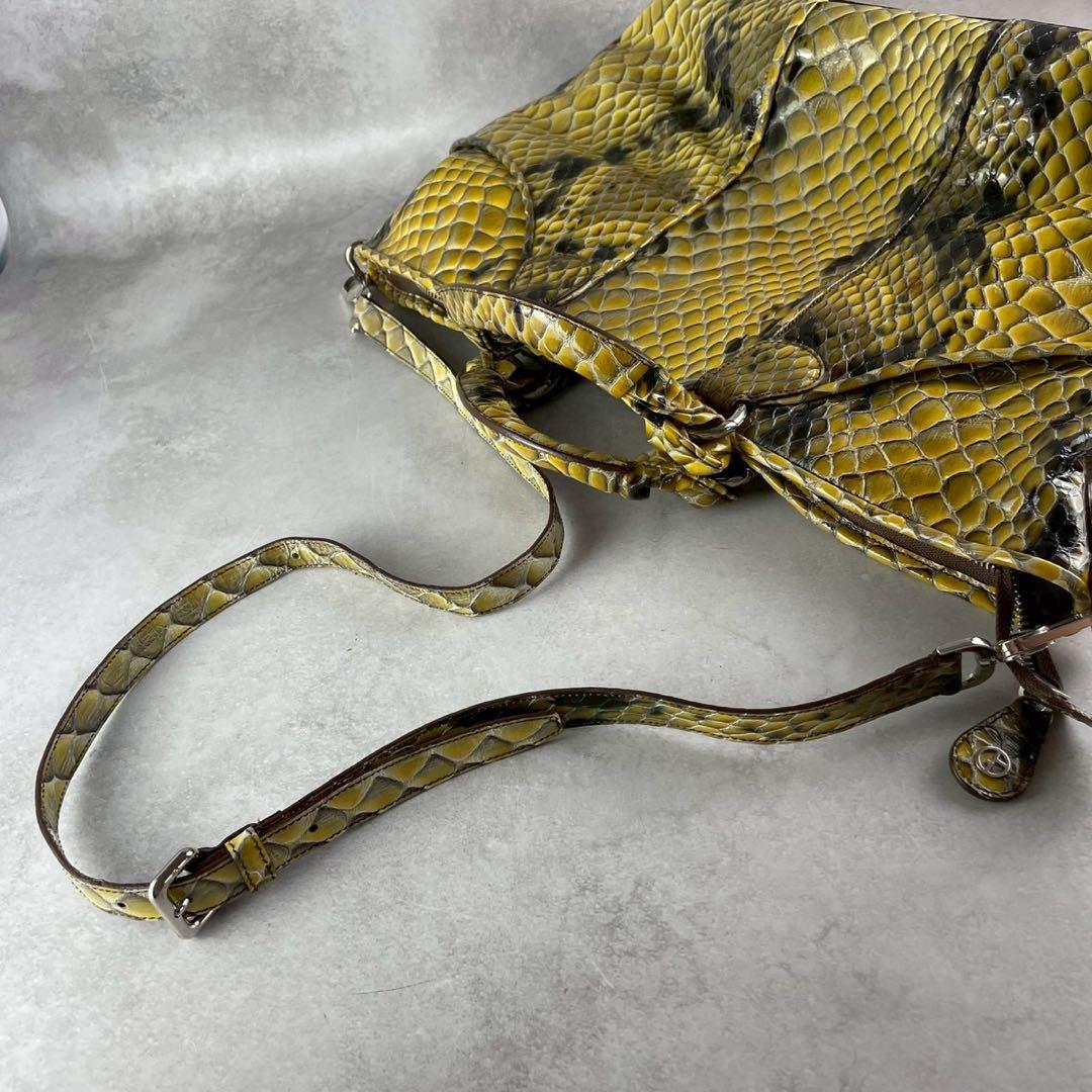 美品✨アルマーニ 2way ボストン ショルダーバッグ パイソン型押し 蛇柄