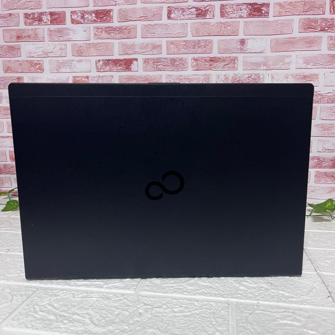 ★富士通美品 SSD新品128GB メモリ8GB★高解像度 ノートPC56