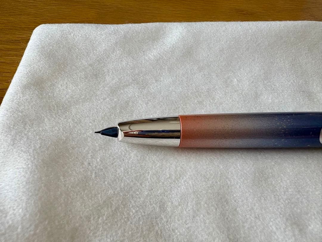 PILOT パイロット 万年筆 キャップレスデシモ 20th限定モデル 字幅F