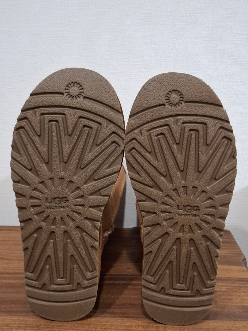 UGG ムートンブーツ 25cm 試着のみ 極美品 未使用級 箱なし