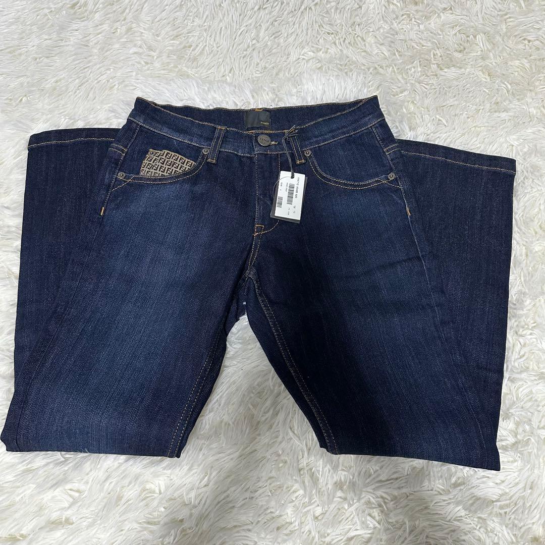 新品未使用 FENDI フェンディ ズッカ キッズ デニムパンツ 10A 150