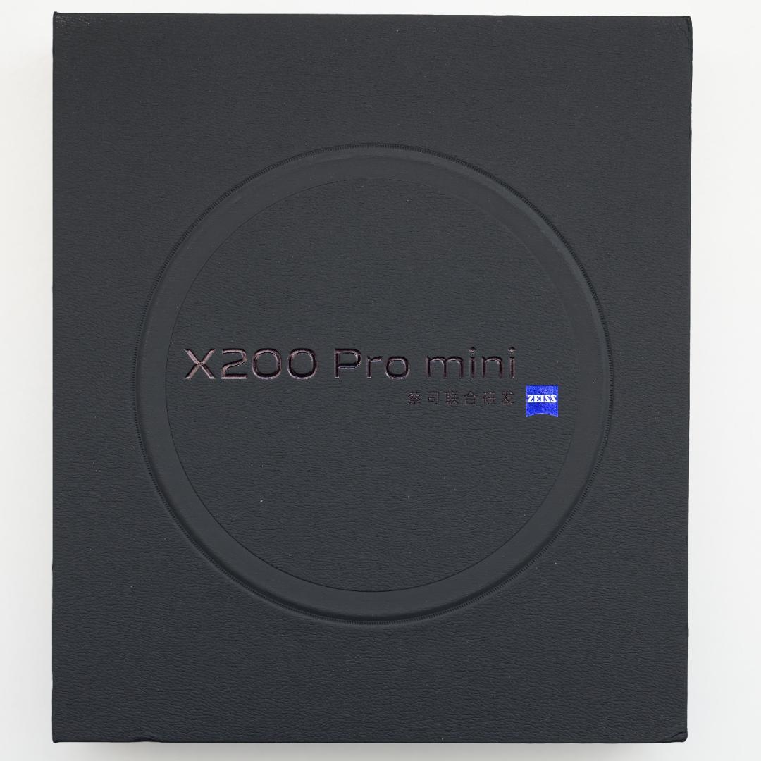 【ほぼ新品】vivo X200 Pro mini ホワイト