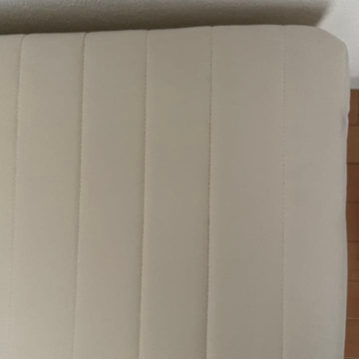 ダブルベッド 脚付き