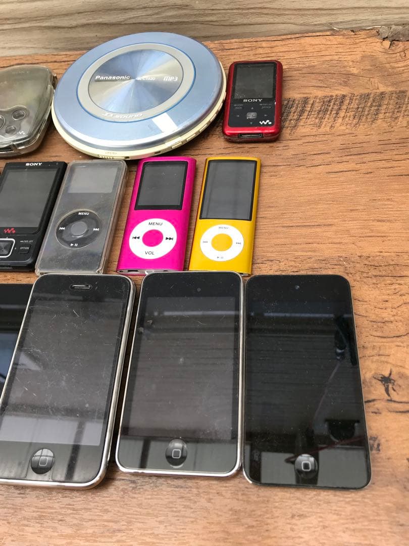 iPod nano などまとめて13個ジャンク品(F100)