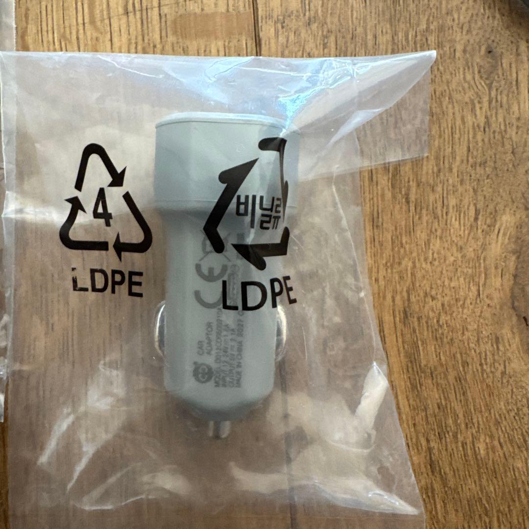 cado leaf portable mp-c30 新品未使用　凹みあり