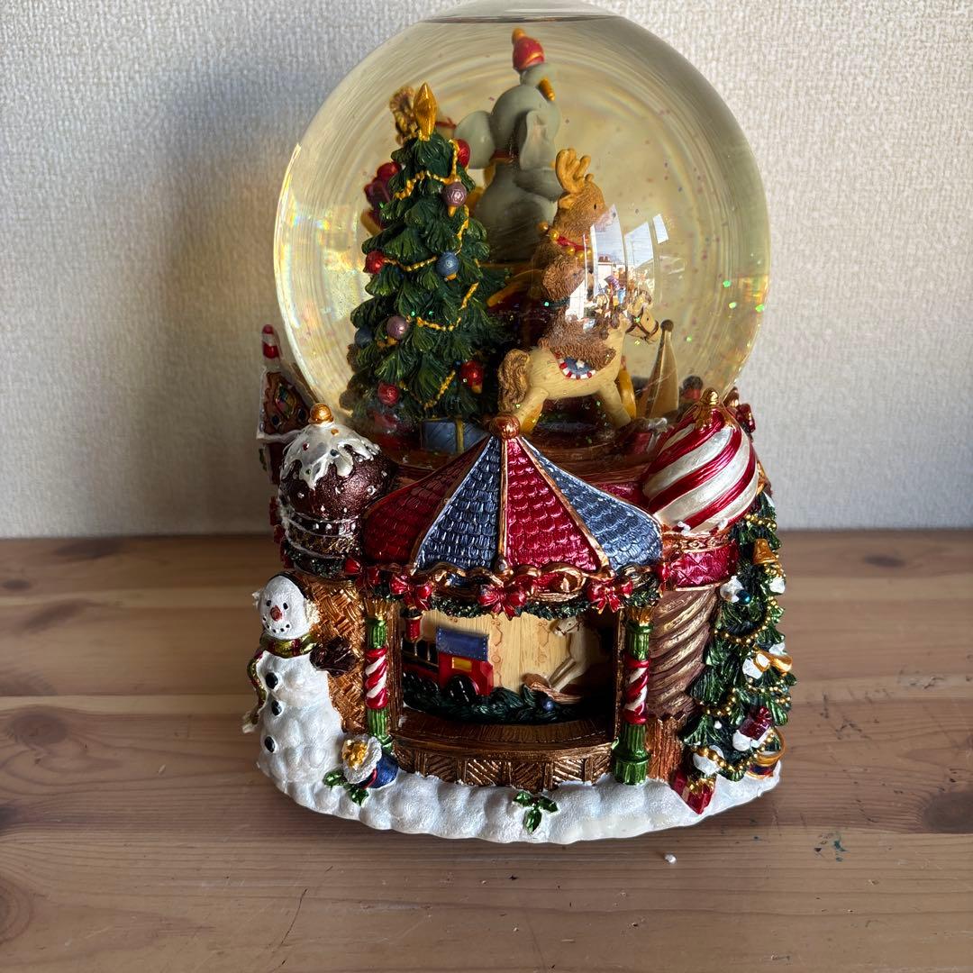 クリスマス スノードーム オルゴール付き　KIRKLAND