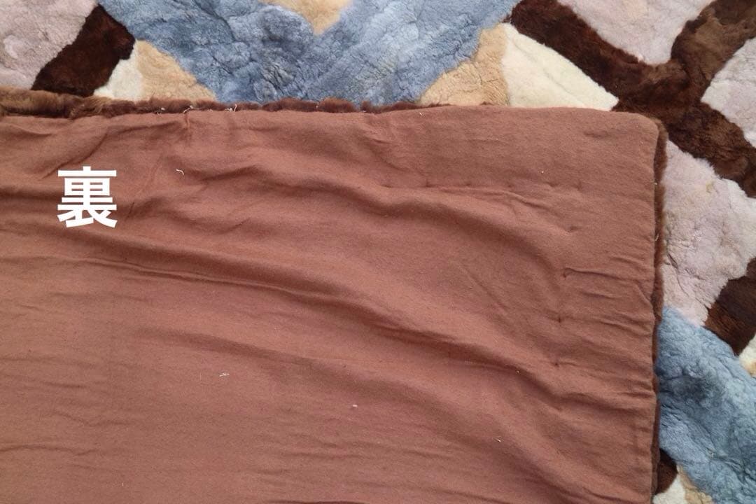 ムートンラグ　180x180cm