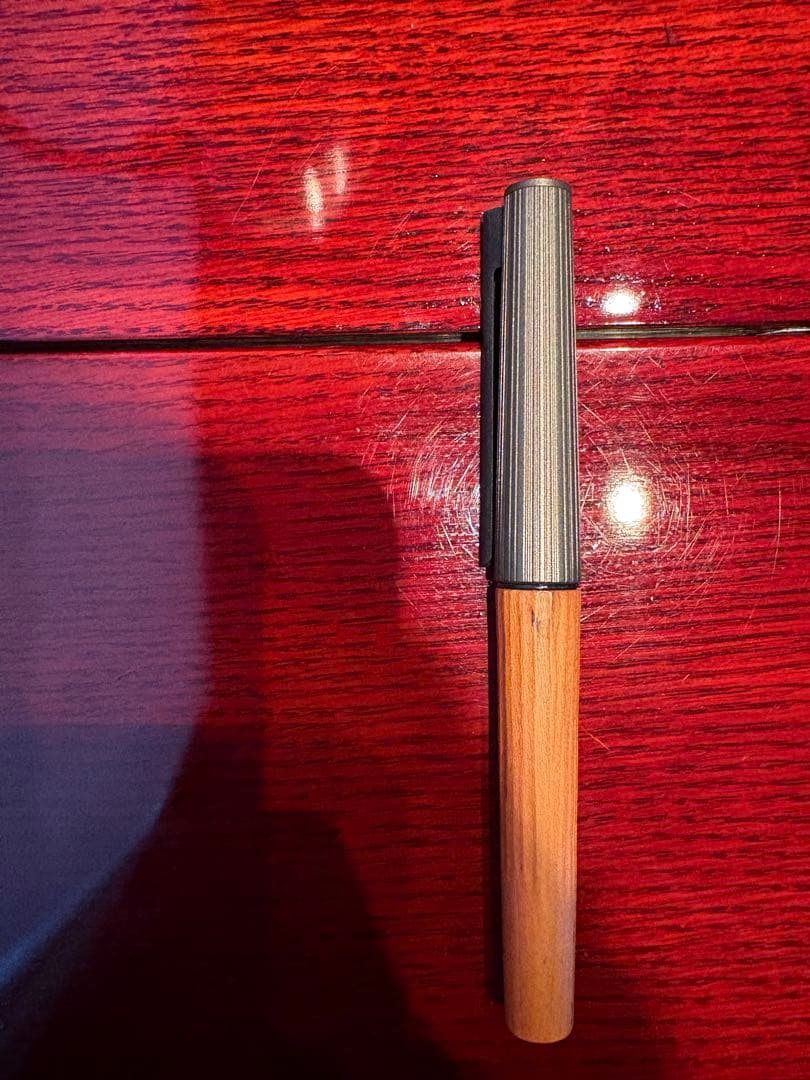 KOKUYO wp 木軸　ウワミズザクラ