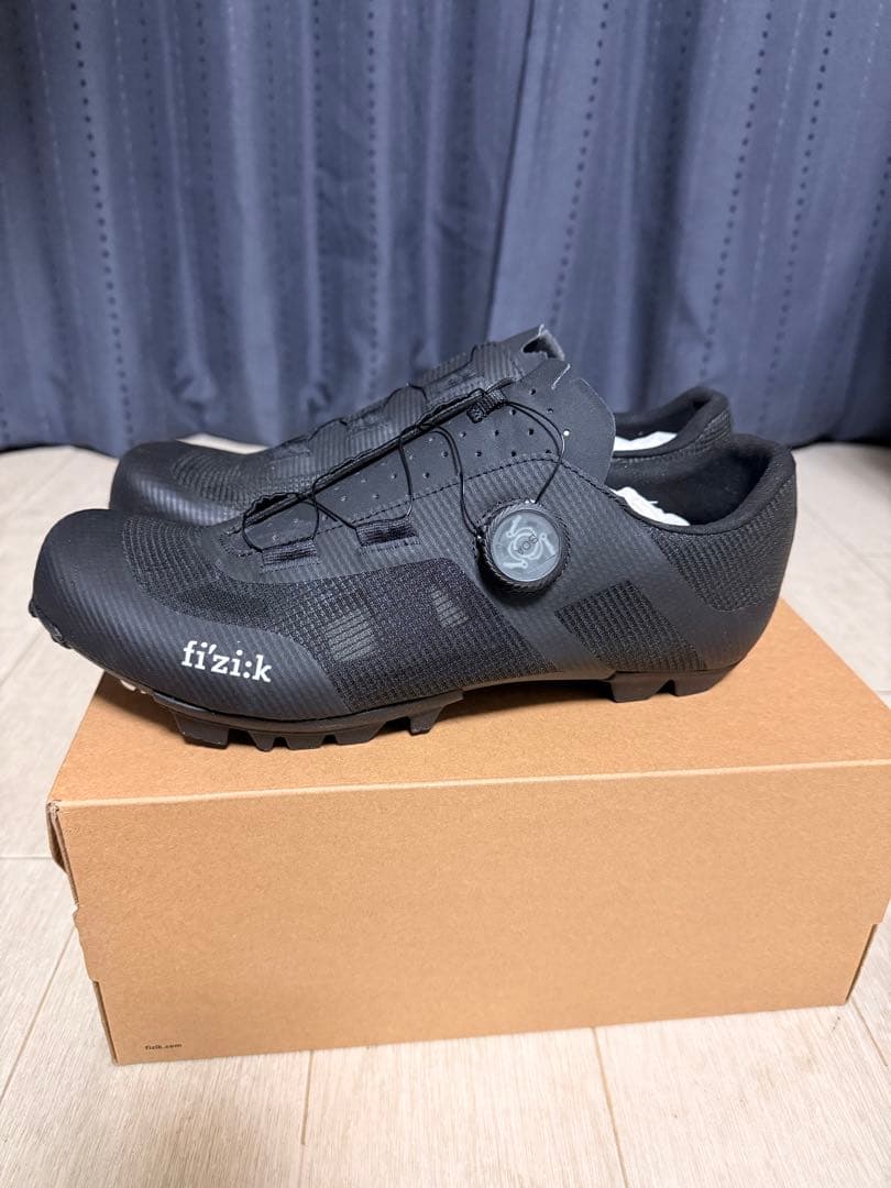 ウェア Fizik VENTO PROXY wide BLACK EU42